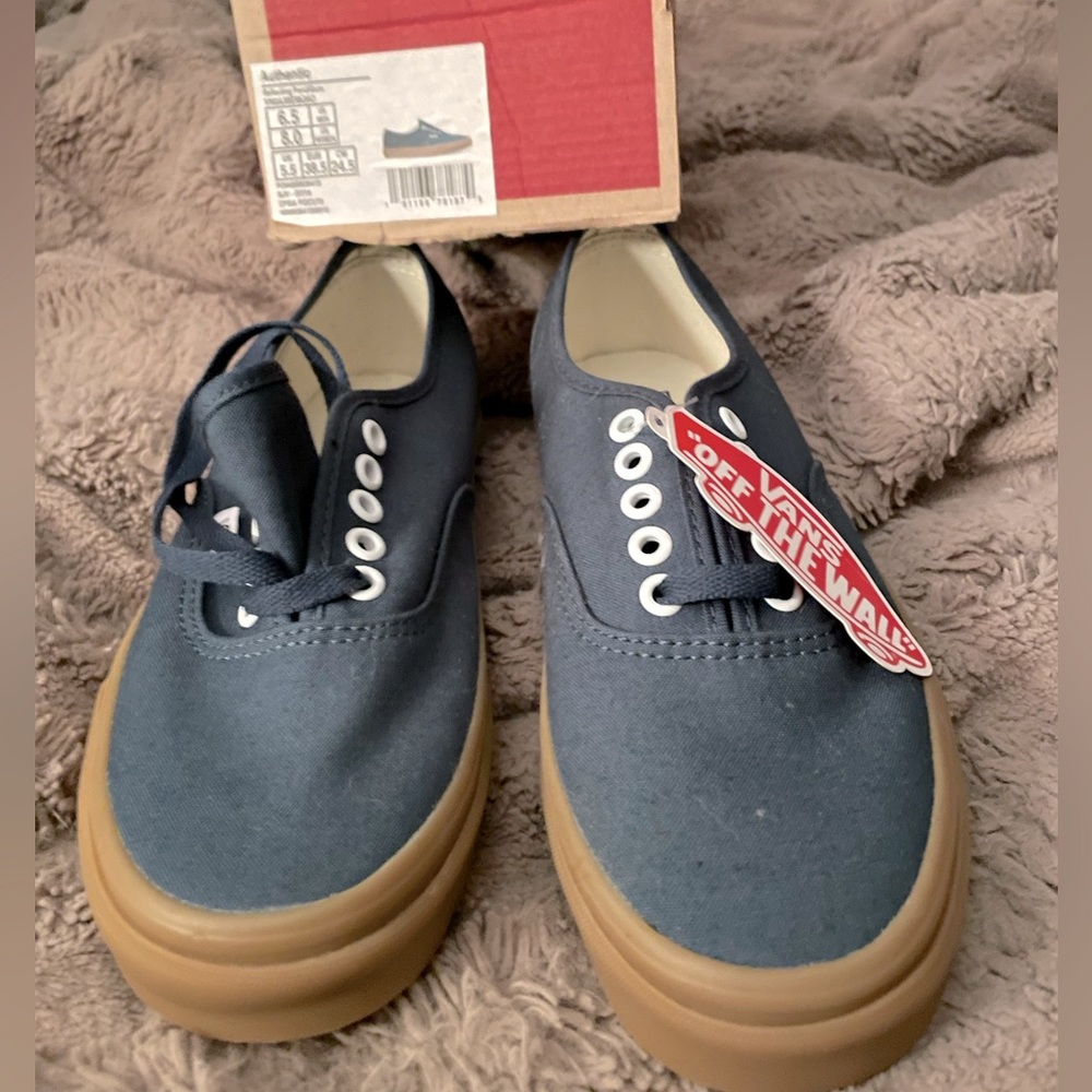 Vans Authentics- Green with gum bottoms
